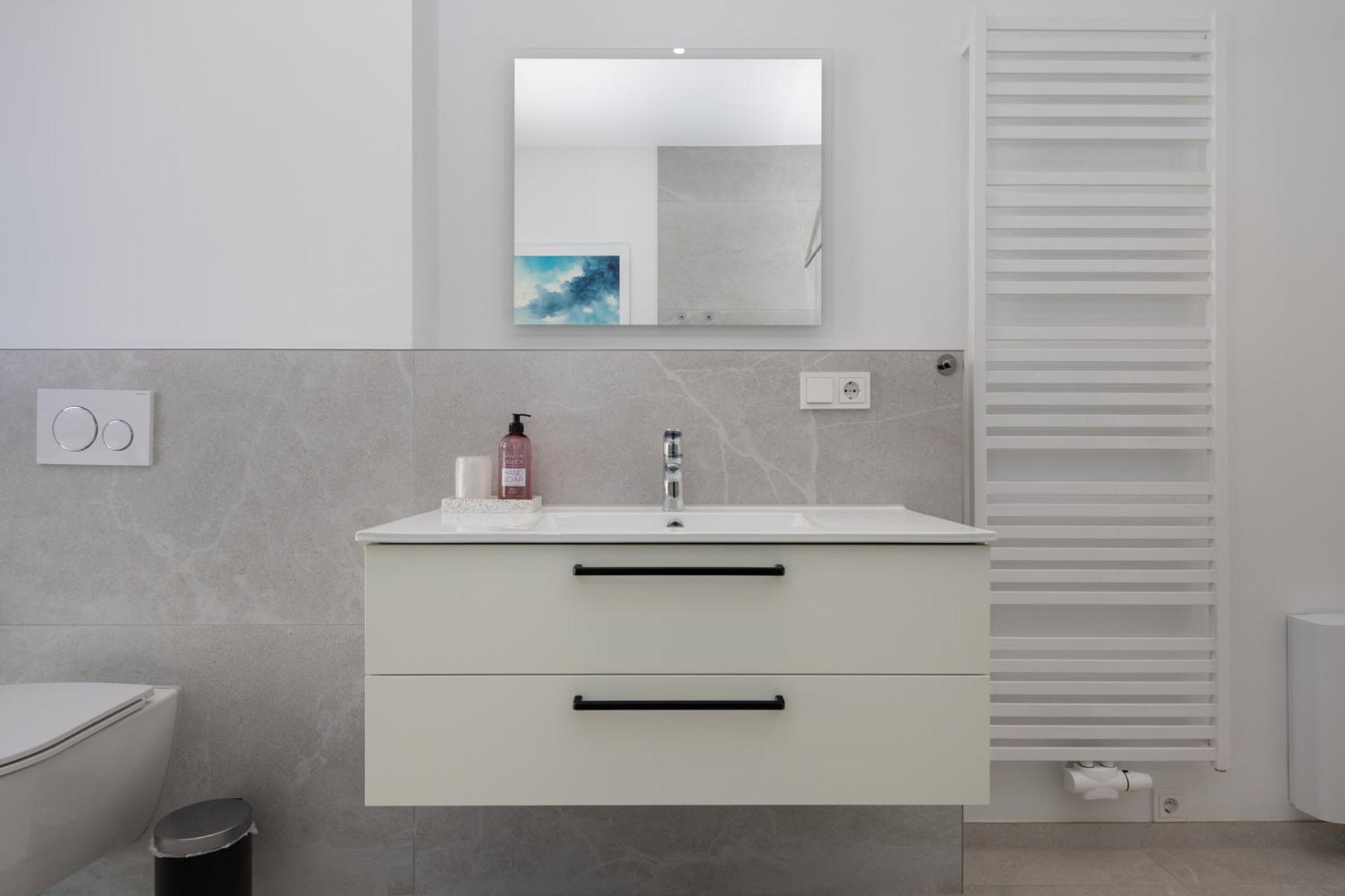 Ferienwohnung Strom Acht - Modern Frisch Inkl Stellplatz, Balkon - 200M Zum Alten Strom روستوك المظهر الخارجي الصورة